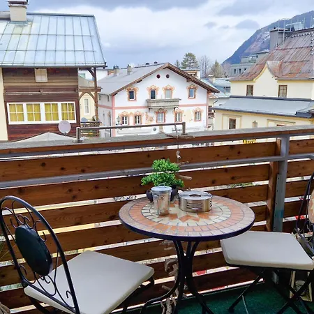 Dreamski Zell Am Town, Near